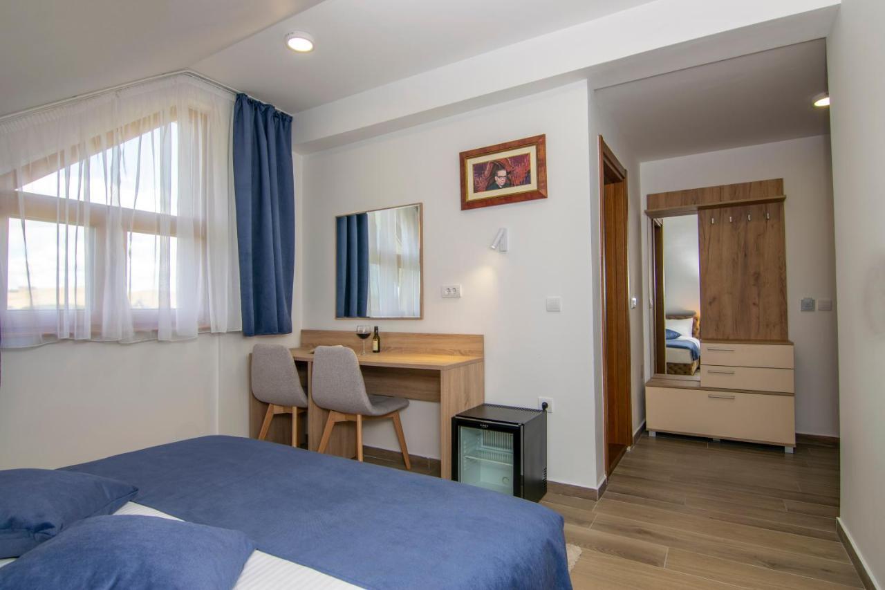 Hotel Agape